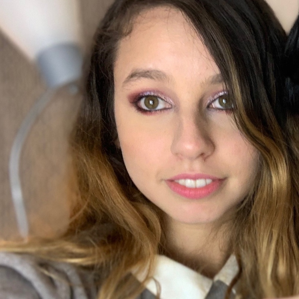 Meet your Posher, Paulina